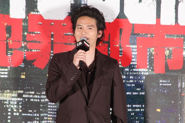 水上恒司＆ユンホ（東方神起）、サプライズゲストとハグ！『TOKYO BURST-犯罪都市-』公開直前イベント（16枚目）