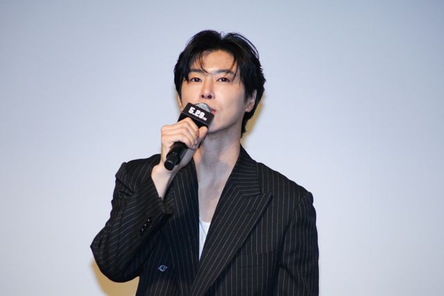 水上恒司＆ユンホ（東方神起）、サプライズゲストとハグ！『TOKYO BURST-犯罪都市-』公開直前イベント（27枚目）