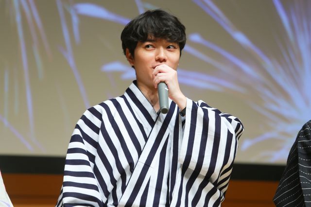 染谷将太、真野恵里菜、小島梨里杏らが浴衣で登場！「みんな！エスパーだよ！～欲望だらけのラブウォーズ～」イベントフォトギャラリー（4枚目）