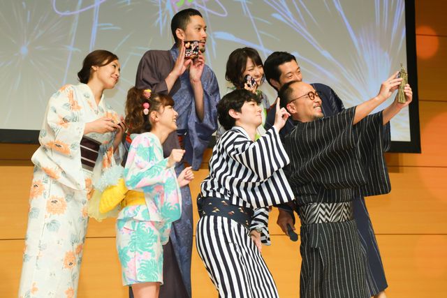 染谷将太、真野恵里菜、小島梨里杏らが浴衣で登場！「みんな！エスパーだよ！～欲望だらけのラブウォーズ～」イベントフォトギャラリー（9枚目）