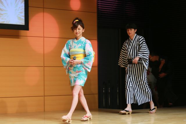 染谷将太、真野恵里菜、小島梨里杏らが浴衣で登場！「みんな！エスパーだよ！～欲望だらけのラブウォーズ～」イベントフォトギャラリー（14枚目）