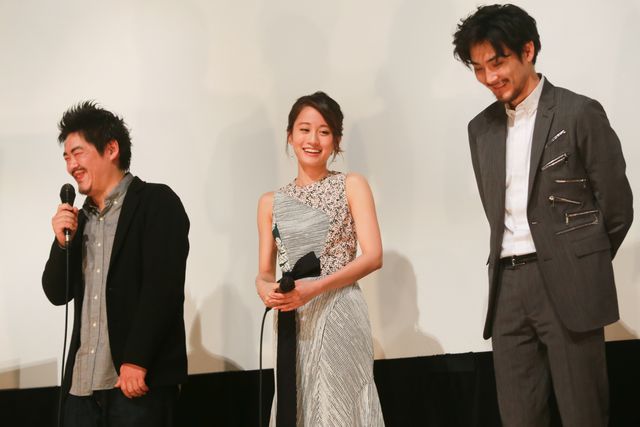 松田龍平、千葉雄大と裸の付き合いを誓う！前田敦子ら登壇『モヒカン故郷に帰る』初日舞台あいさつギャラリー（4枚目）