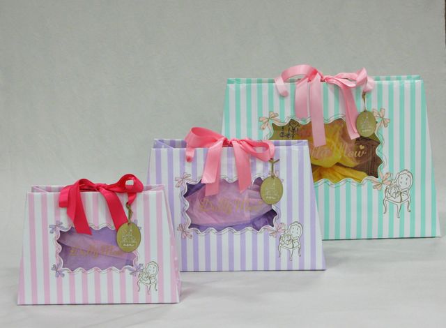 吉川ひなのプロデュース子ども服ブランド「Dolly Mew」フォトギャラリー（11枚目）