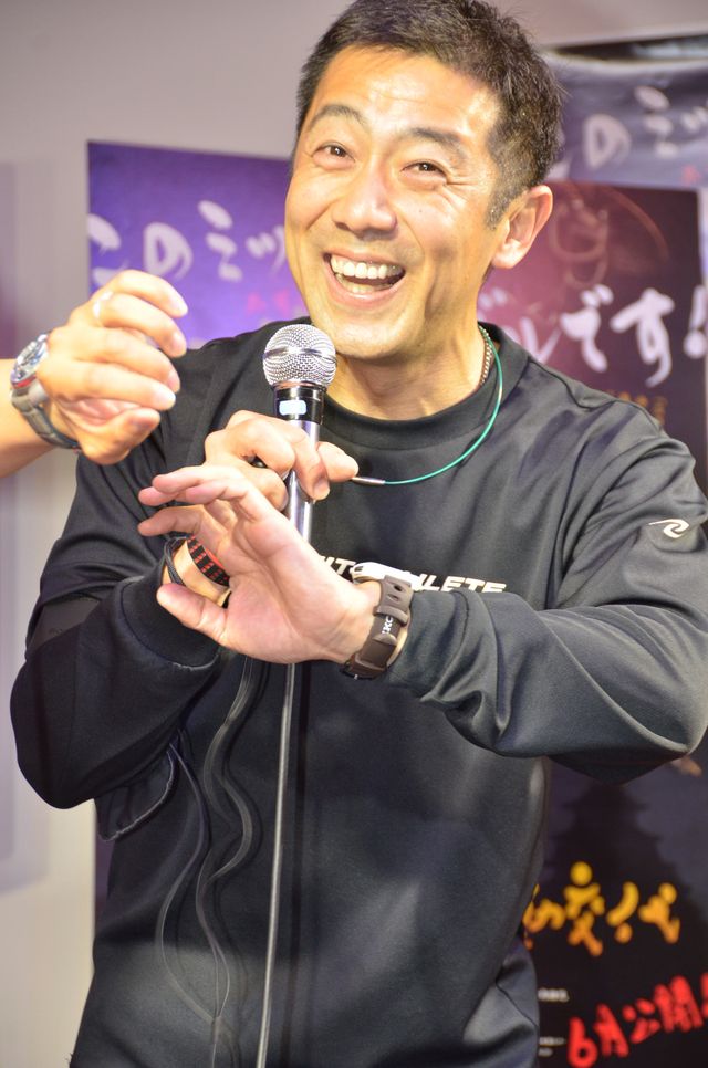 走る男！　森脇健児、ニコニコ超会議3に馳せ参じて登場も、ここ何やってんの？　画像ギャラリー（6枚目）