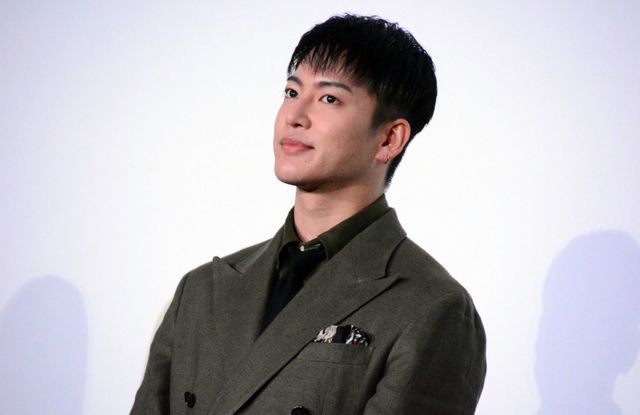 三山凌輝・久保史緒里・ファン・チャンソンらが登壇　映画『誰よりもつよく抱きしめて』公開記念舞台あいさつ（2枚目）