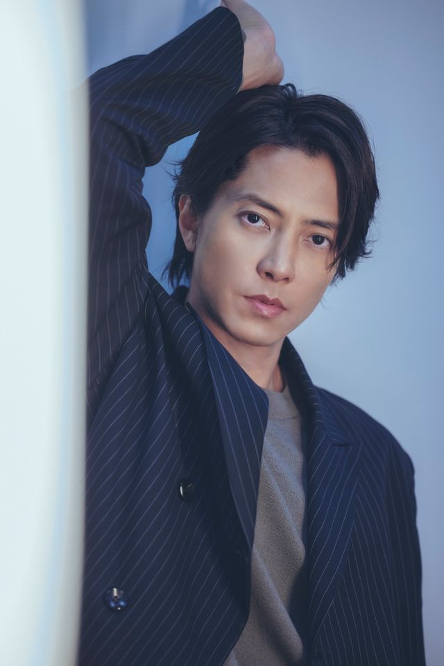 山下智久の吸い込まれそうな瞳…撮りおろし＜8枚＞：フォトギャラリー