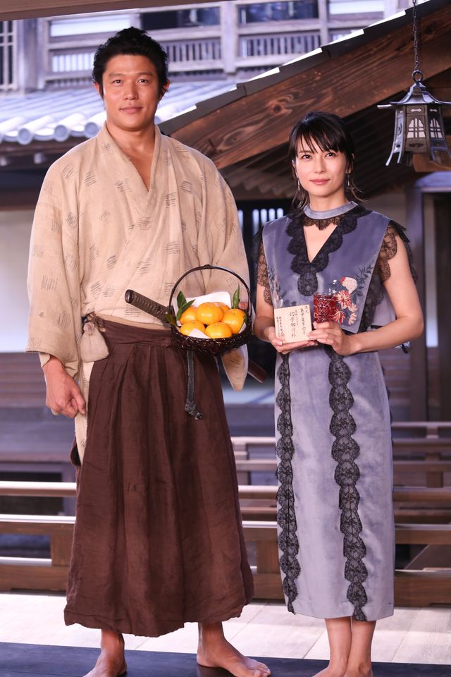 柴咲コウ＆鈴木亮平が出席！大河ドラマ主演バトンタッチセレモニー（8枚目）