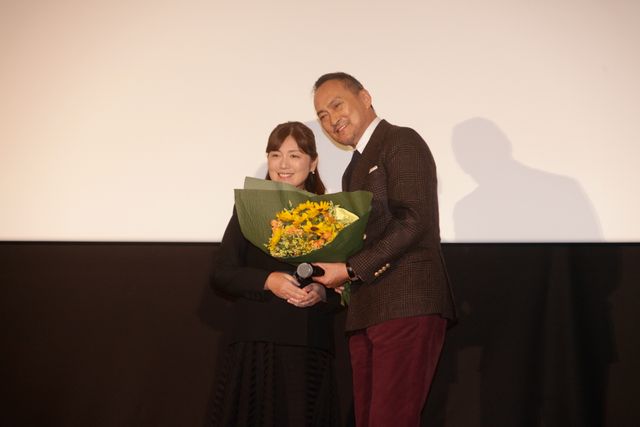 坂口健太郎、髪バッサリでイメチェン！『盤上の向日葵』初日舞台あいさつ（5枚目）