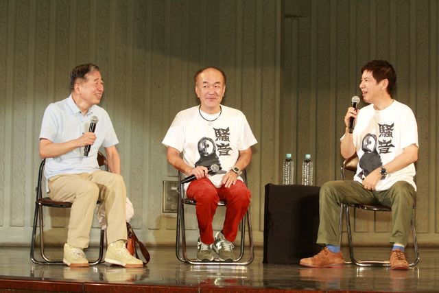 “くだらない”関根勤初監督作がワールドプレミア！　客席はスタンディングオベーションの大喝采！　画像ギャラリー：フォトギャラリー