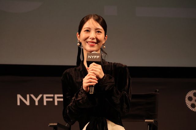 『ゴジラ-0.0』神木隆之介＆浜辺美波がNYを散策！ニューヨーク映画祭現地の様子（5枚目）