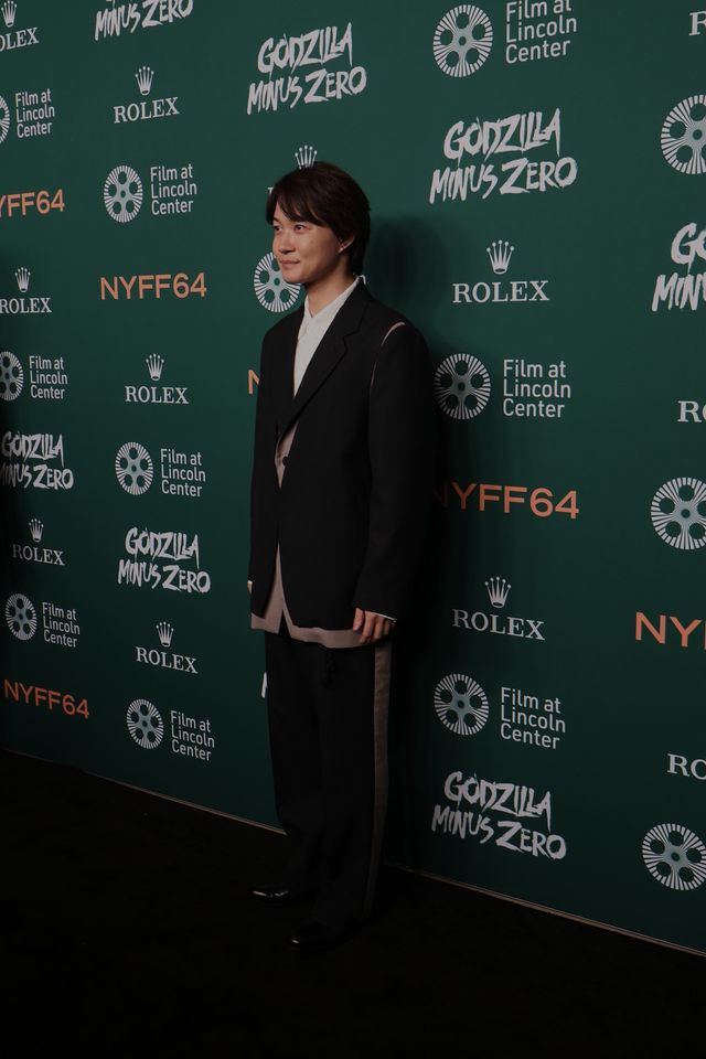『ゴジラ-0.0』神木隆之介＆浜辺美波がNYを散策！ニューヨーク映画祭現地の様子（20枚目）