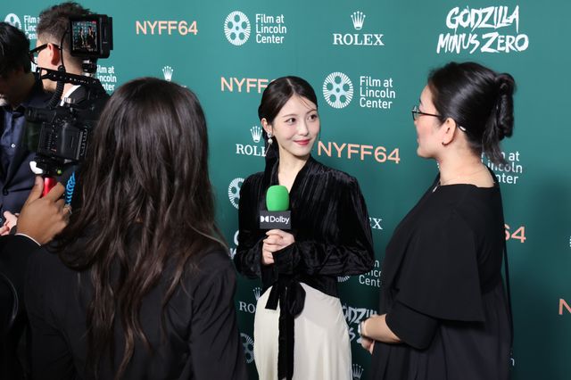 『ゴジラ-0.0』神木隆之介＆浜辺美波がNYを散策！ニューヨーク映画祭現地の様子（26枚目）