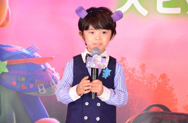 川原瑛都＆佐藤大空かわいすぎ！映画『星つなぎのエリオ』初日舞台あいさつ（15枚目）