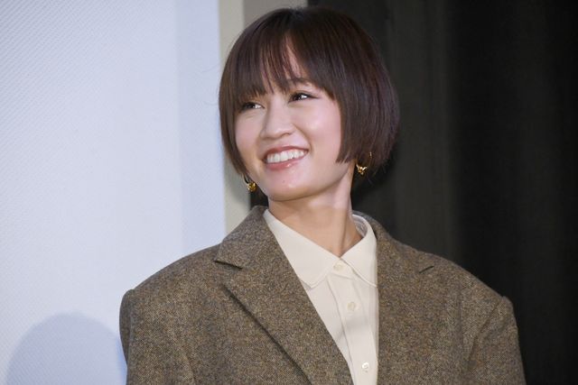 前田敦子の笑顔輝く！『DIVOC-12』公開記念舞台あいさつ（16枚目）