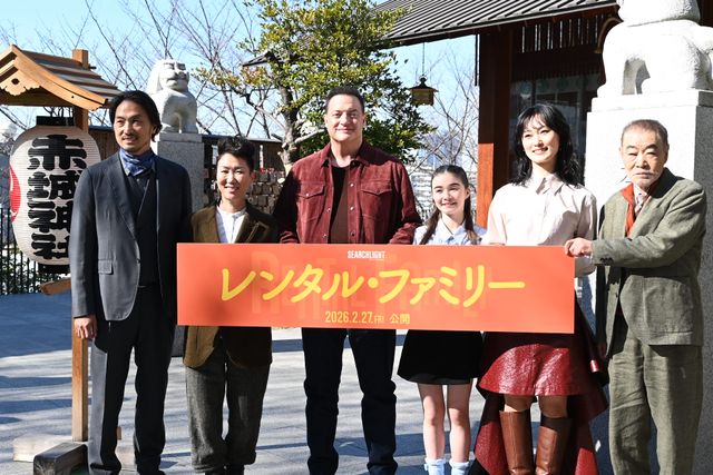 2年ぶり来日のブレンダン・フレイザー、新宿の神社でヒット祈願！映画『レンタル・ファミリー』記者会見：フォトギャラリー
