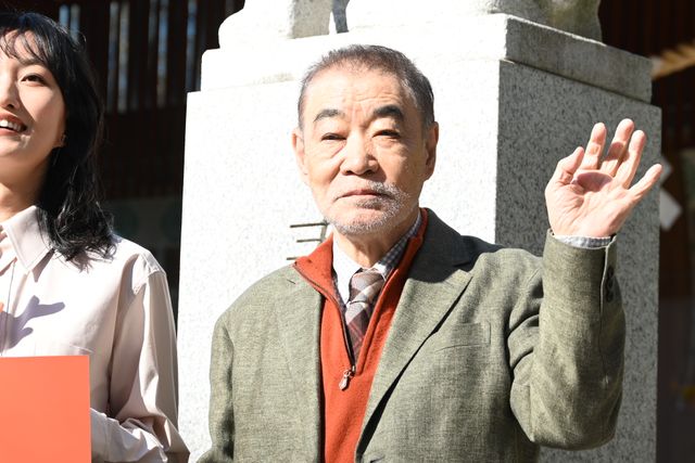 2年ぶり来日のブレンダン・フレイザー、新宿の神社でヒット祈願！映画『レンタル・ファミリー』記者会見（6枚目）