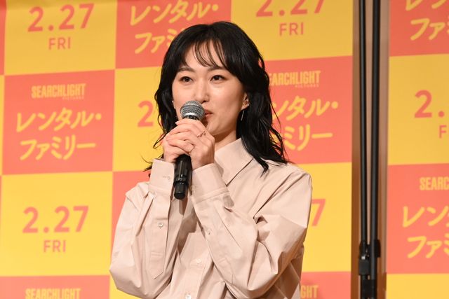 2年ぶり来日のブレンダン・フレイザー、新宿の神社でヒット祈願！映画『レンタル・ファミリー』記者会見（14枚目）