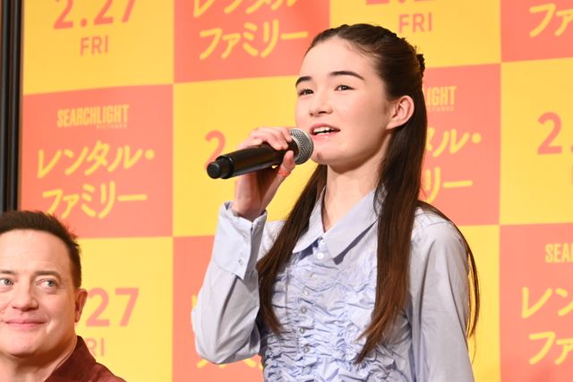 2年ぶり来日のブレンダン・フレイザー、新宿の神社でヒット祈願！映画『レンタル・ファミリー』記者会見（16枚目）