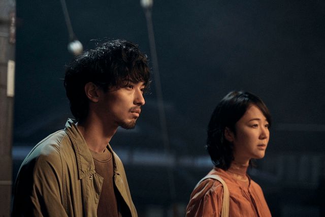 HiHi Jets作間龍斗の姿も！横浜流星主演『ヴィレッジ』場面カット（4枚目）