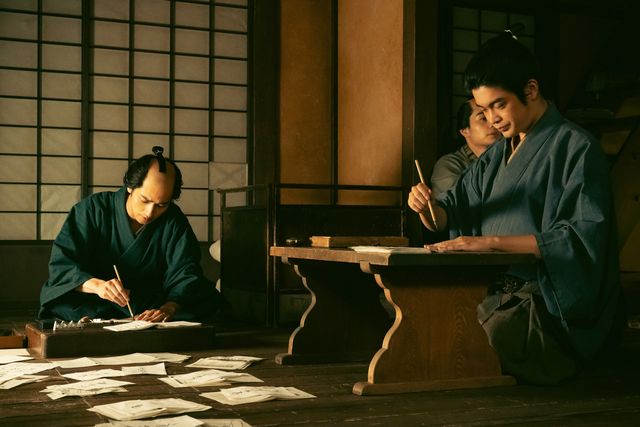 色っぽい花の井（小芝風花）…「べらぼう～蔦重栄華乃夢噺～」第7回「好機到来『籬の花』」（4枚目）