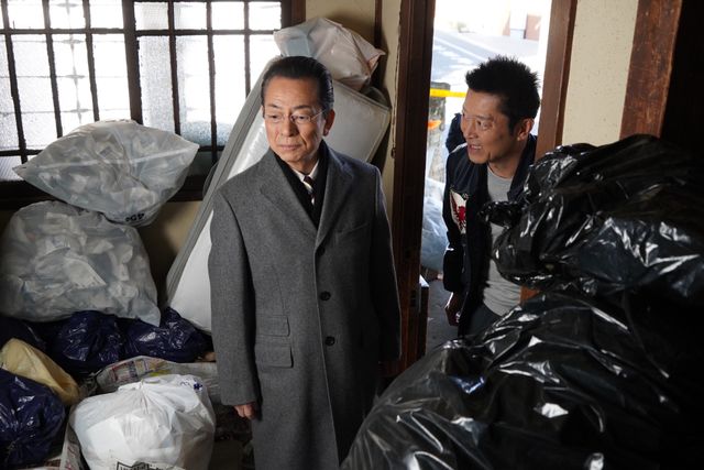特命係がゴミ屋敷を捜査 - 第16話より