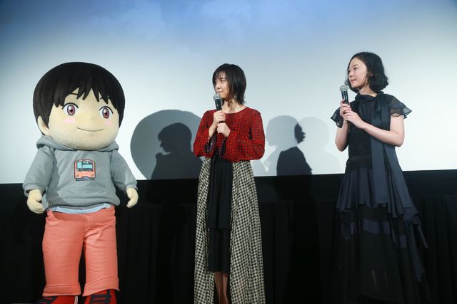 上白石萌歌＆黒木華、主人公くんちゃんと登場！『未来のミライ』大ヒット御礼舞台あいさつ（6枚目）