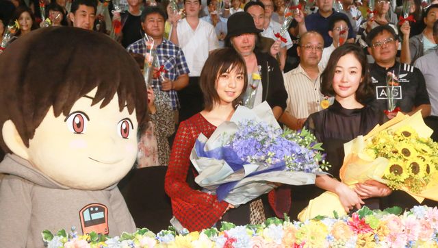 上白石萌歌＆黒木華、主人公くんちゃんと登場！『未来のミライ』大ヒット御礼舞台あいさつ（16枚目）