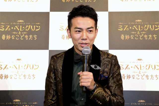 ティム・バートン監督が来日！ピース又吉が宙を舞う!?フォトギャラリー（6枚目）