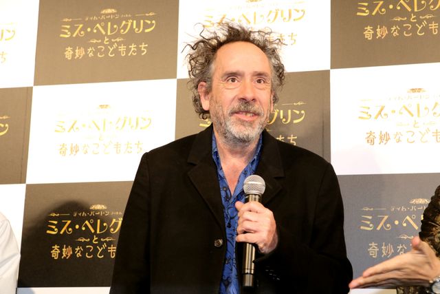 ティム・バートン監督が来日！ピース又吉が宙を舞う!?フォトギャラリー（13枚目）