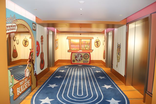 カラフル！「東京ディズニーリゾート・トイ・ストーリーホテル」の様子（11枚目）