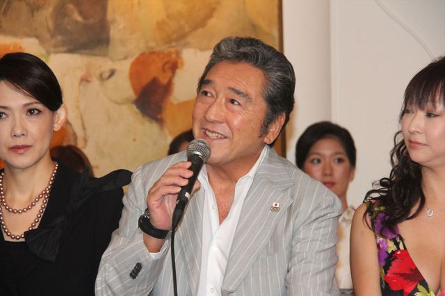 映画『銀座並木通り　クラブアンダルシア』会見フォトギャラリー（2枚目）