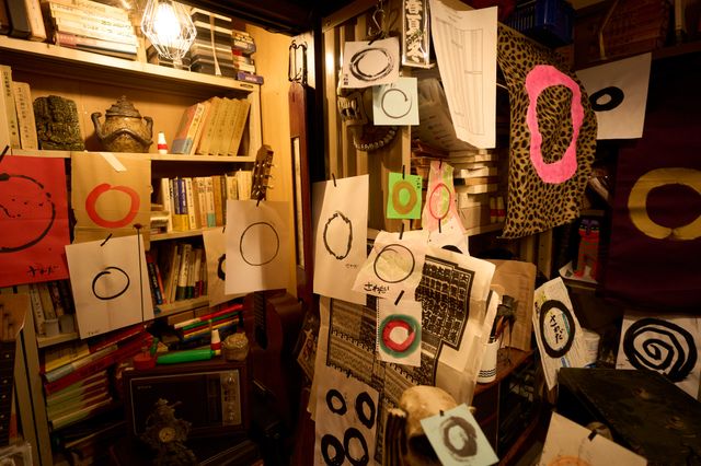 堂本剛が一発勝負で描いた巨大な○！映画『まる』に登場する多種多様な“まる”たち（6枚目）