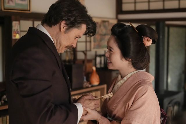 ヘブン（トミー・バストウ）宛ての手紙が…朝ドラ「ばけばけ」第119回の場面写真（2枚目）