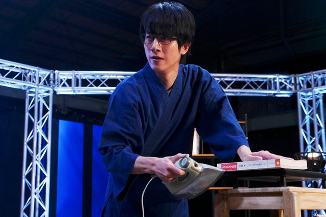 「世にも奇妙な物語'23 秋の特別編」溝端淳平主演「トランジスタ技術の圧縮」場面写真：フォトギャラリー