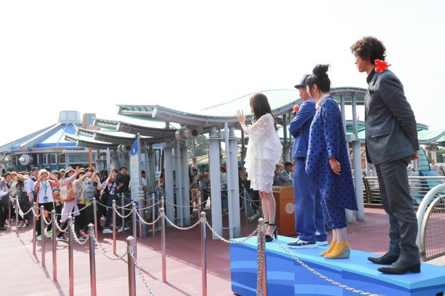 木梨憲武「55歳ですが、最高です！」東京ディズニーシー新アトラクション「ニモ＆フレンズ・シーライダー」フォトギャラリー（9枚目）