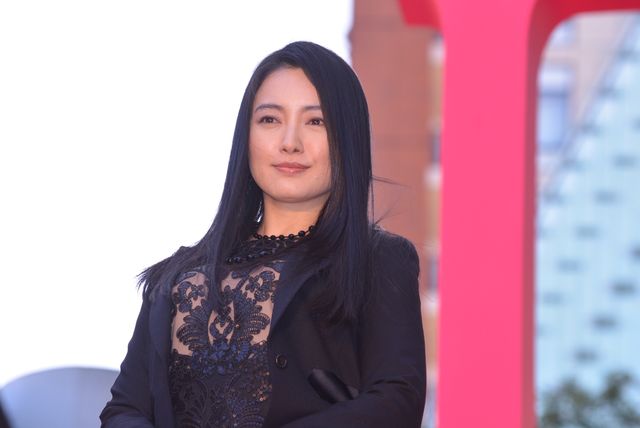 ミッチーが仲間由紀恵をエスコート！『相棒－劇場版IV－』東京プレミアイベントフォトギャラリー（8枚目）