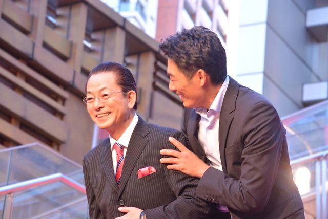 ミッチーが仲間由紀恵をエスコート！『相棒－劇場版IV－』東京プレミアイベントフォトギャラリー（12枚目）