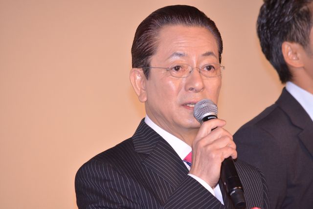 ミッチーが仲間由紀恵をエスコート！『相棒－劇場版IV－』東京プレミアイベントフォトギャラリー（15枚目）