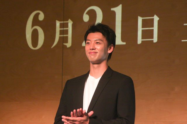 竹内涼真×木村文乃×北村一輝、そろって黒の装い！「看守の流儀」会見の様子（4枚目）