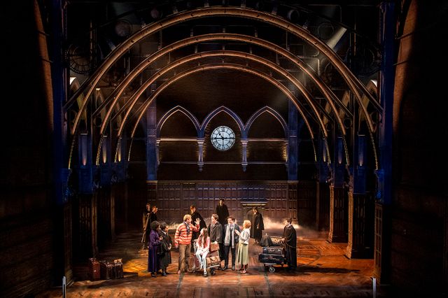 19年後のハリーたちの姿！舞台「ハリー・ポッターと呪いの子」ロンドン公演の様子（7枚目）