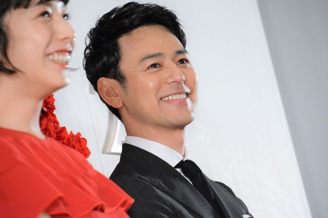 夏帆、真っ赤なドレスで登場！映画『Red』完成披露プレミア上映会（6枚目）