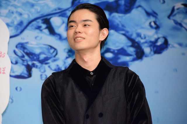 菅田将暉、ジャニーズWEST重岡と仲良すぎ！『溺れるナイフ』イベントフォトギャラリー（5枚目）