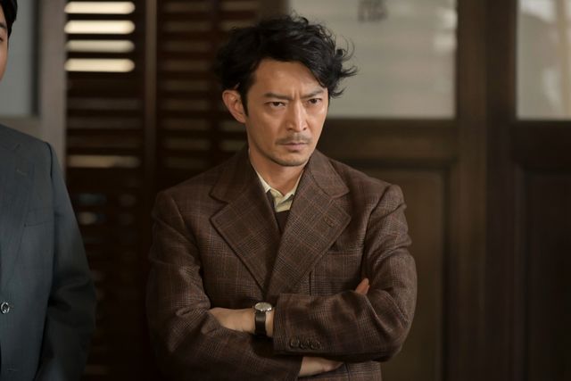 のぶ（今田美桜）に記事を突き返す東海林（津田健次郎）…「あんぱん」第14週「幸福よ、どこにいる」第66回：フォトギャラリー