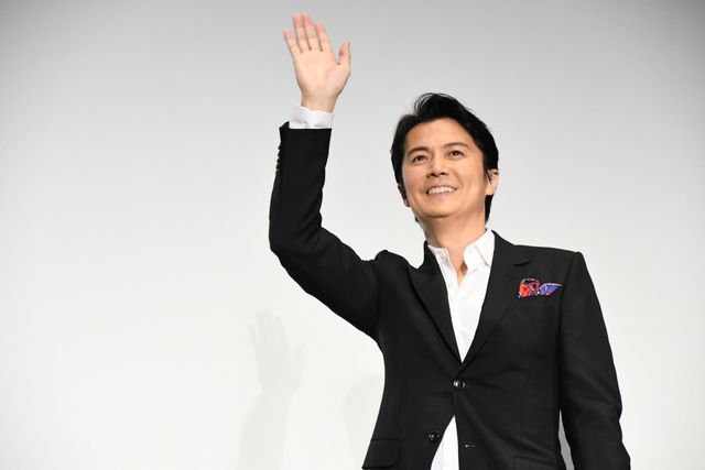 福山雅治＆石田ゆり子、黒の装いで大人の色香　『マチネの終わりに』公開記念舞台あいさつ（2枚目）