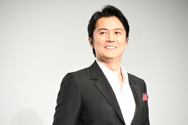 福山雅治＆石田ゆり子、黒の装いで大人の色香　『マチネの終わりに』公開記念舞台あいさつ（6枚目）