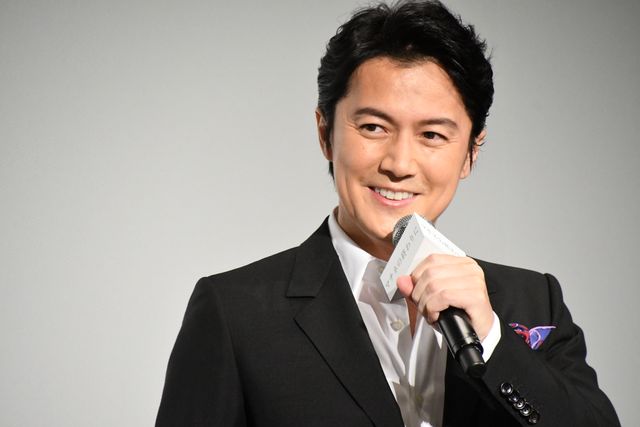 福山雅治＆石田ゆり子、黒の装いで大人の色香　『マチネの終わりに』公開記念舞台あいさつ（9枚目）