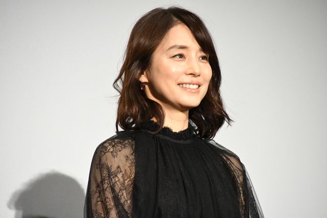 福山雅治＆石田ゆり子、黒の装いで大人の色香　『マチネの終わりに』公開記念舞台あいさつ（10枚目）