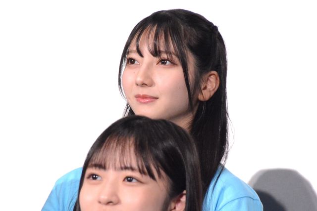 日向坂46・四期生映画が公開！ゼンブ・オブ・トーキョー』公開記念舞台あいさつ（13枚）（2枚目）