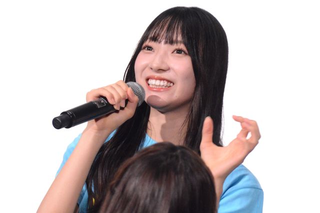 日向坂46・四期生映画が公開！ゼンブ・オブ・トーキョー』公開記念舞台あいさつ（13枚）（3枚目）