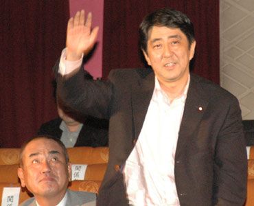 内閣官房長官の安倍晋三氏も来場しました！